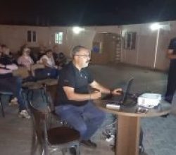 Nazilli’de bulunan Bozyurt Kazı Evinde değişik konulardaki eğitimler sürüyor. 