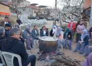 Nazilli Kaymakamı, kırsal Hisarcık Mahallesi’nde imece usulü düzenlenen iftar programına katıldı.