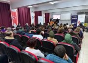 Nazilli Fen Lisesi öğretmeni Cansel Akel, Diyarbakır’a giderek 210 öğretmene Teknofest & TÜBİTAK eğitimi verdi.