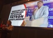 Nazilli Ticaret Odası üye buluşma toplantısında İnşaat Müteahhitleri, Yapı Taahhüt İşleri Sektörü üyeleri bir araya geldiler. 