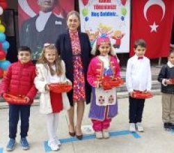 Nazilli’de 30 bin öğrenci karne sevinci yaşadı.