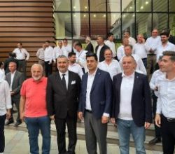 Aydın Sanayi Odası Başkanı Gökhan Maraş, Nazilli Ticaret Odası Başkanlığı seçimini kazanan Özen Akgün’ü ziyaret etti.